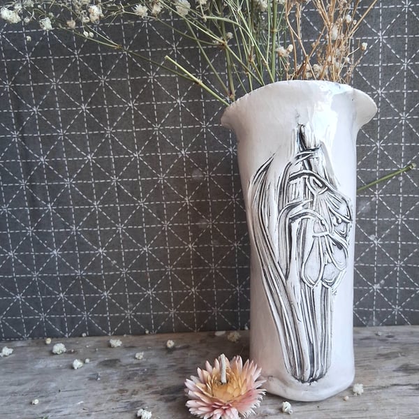 Rustic sack plant pot vase- black and white, snowdrop