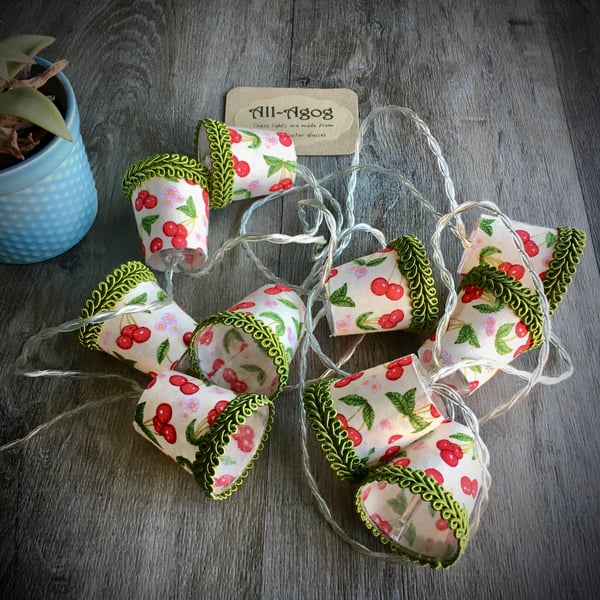 Mini Lampshade Fairy Lights - Cherries and Cream