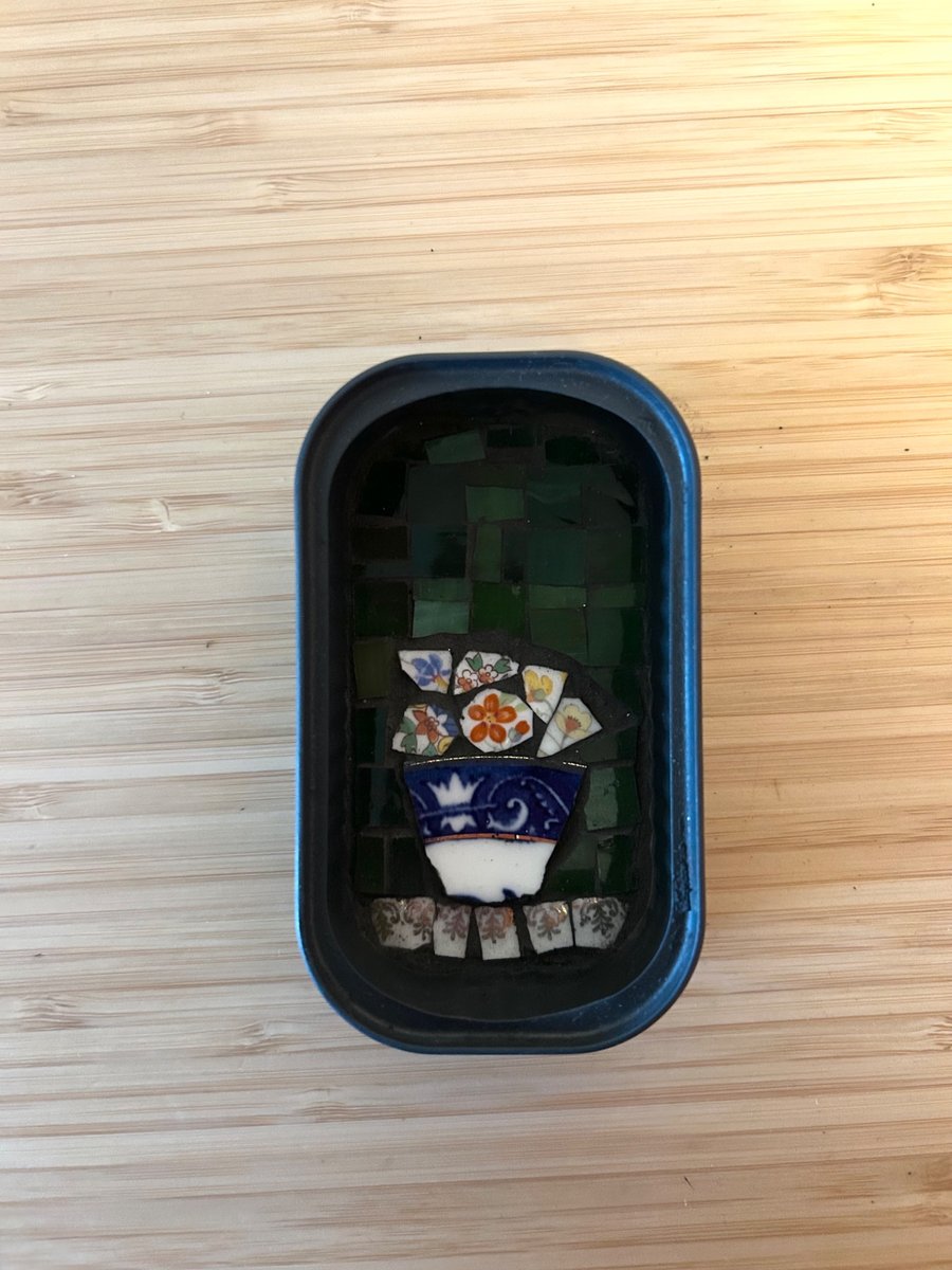 Image of Mini mosaic in sardine tin