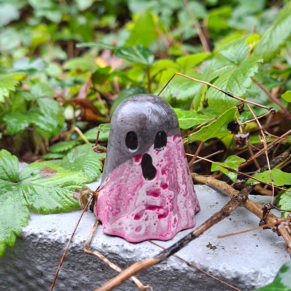 Ghost Ghostie Ornament Decoration POPPY unique different spooky cute haunted 