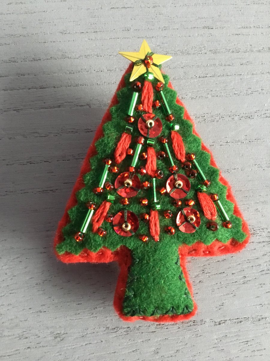 Hand Embroidered Christmas Tree Brooch