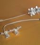 Silver Daffodils Brooch Pin - Image 1
