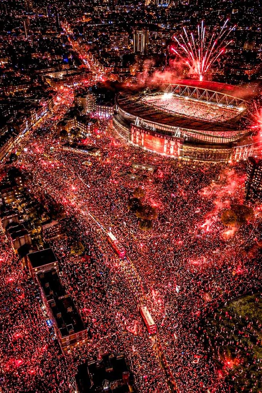Arsenal FC Premier League Champions Parade 2025-26 Photograph Print