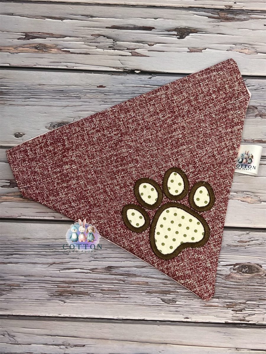 Dog Bandana with an appliqué paw