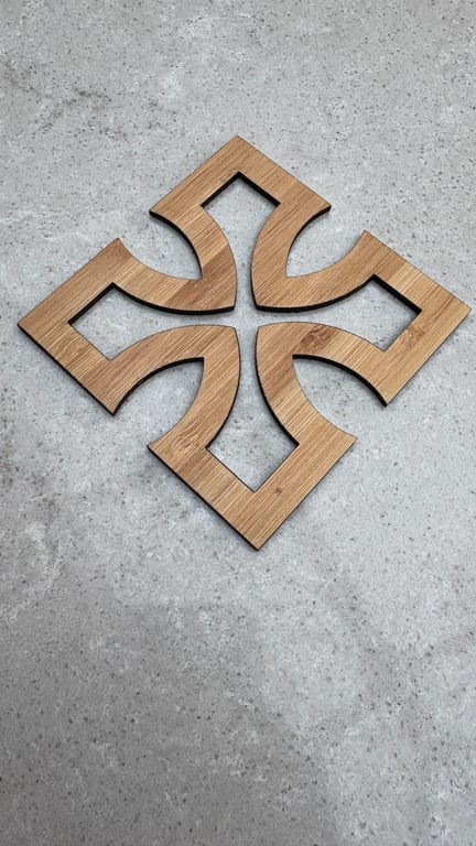 Set of 6 Celtic Cross  Bamboo Coaster – Modern Laser-Cut Drink Mat