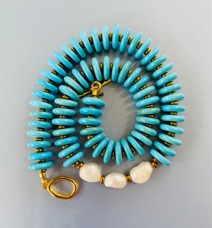 Turquoise and pearl necklace 