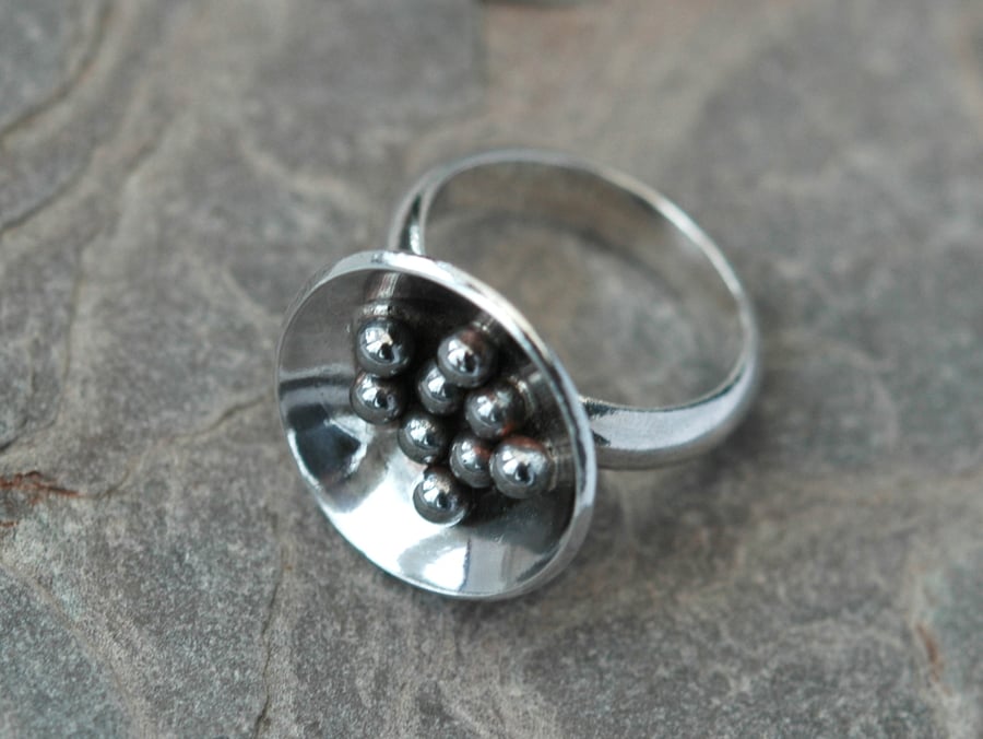 Chunky sterling silver ring with dome and steel ball bearings, size M-N,   R118