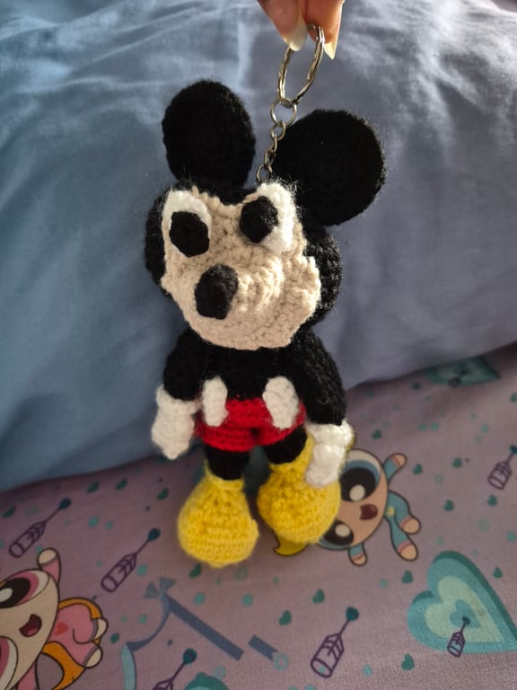 Crochet Character Keychain – Cute Mini Bag Charm
