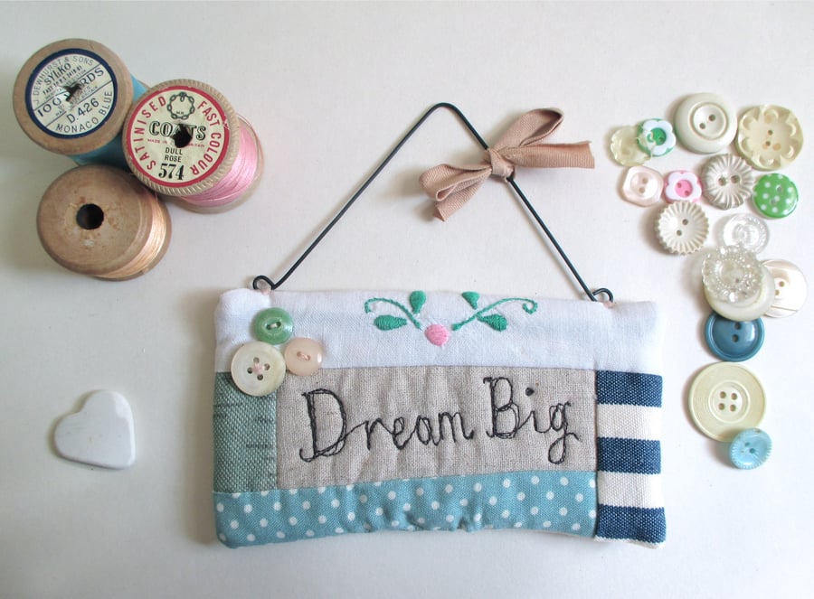 'Dream Big' Wall Hanging Quilted Quote