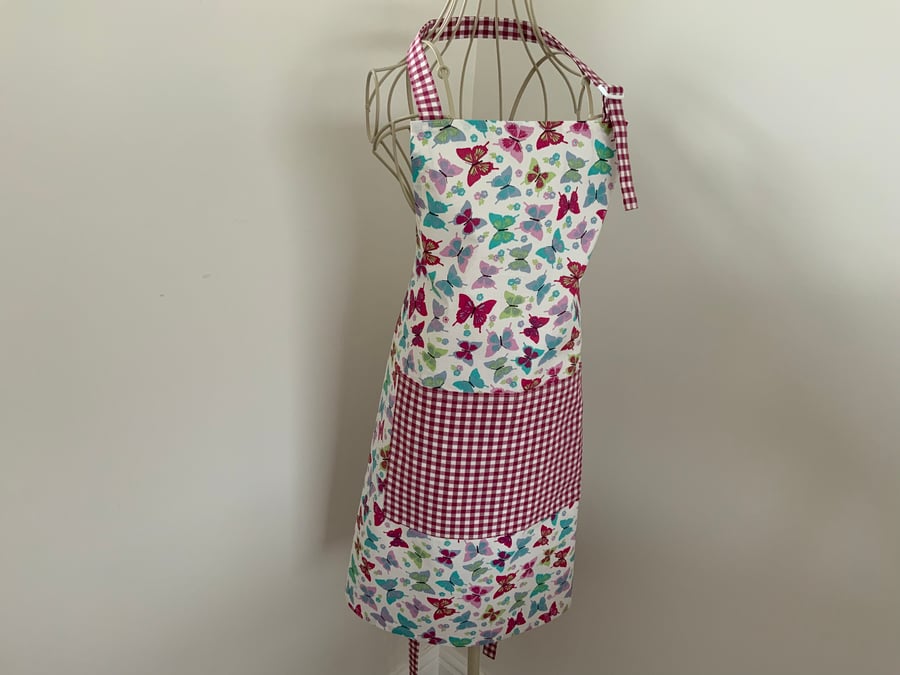 Pretty Butterfly Full Apron with centre pocket and adjustable neck strap