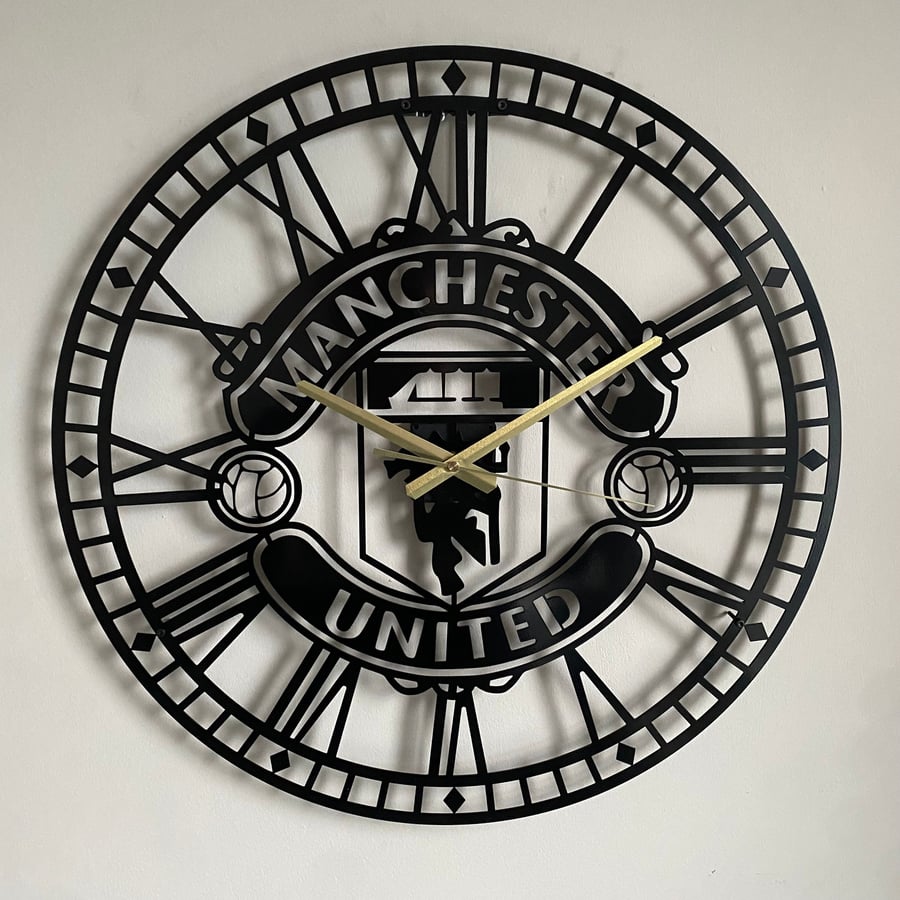 Steel Metal Wall Clock Manchester Football Roman Numerals Home Decor Wall Clock 