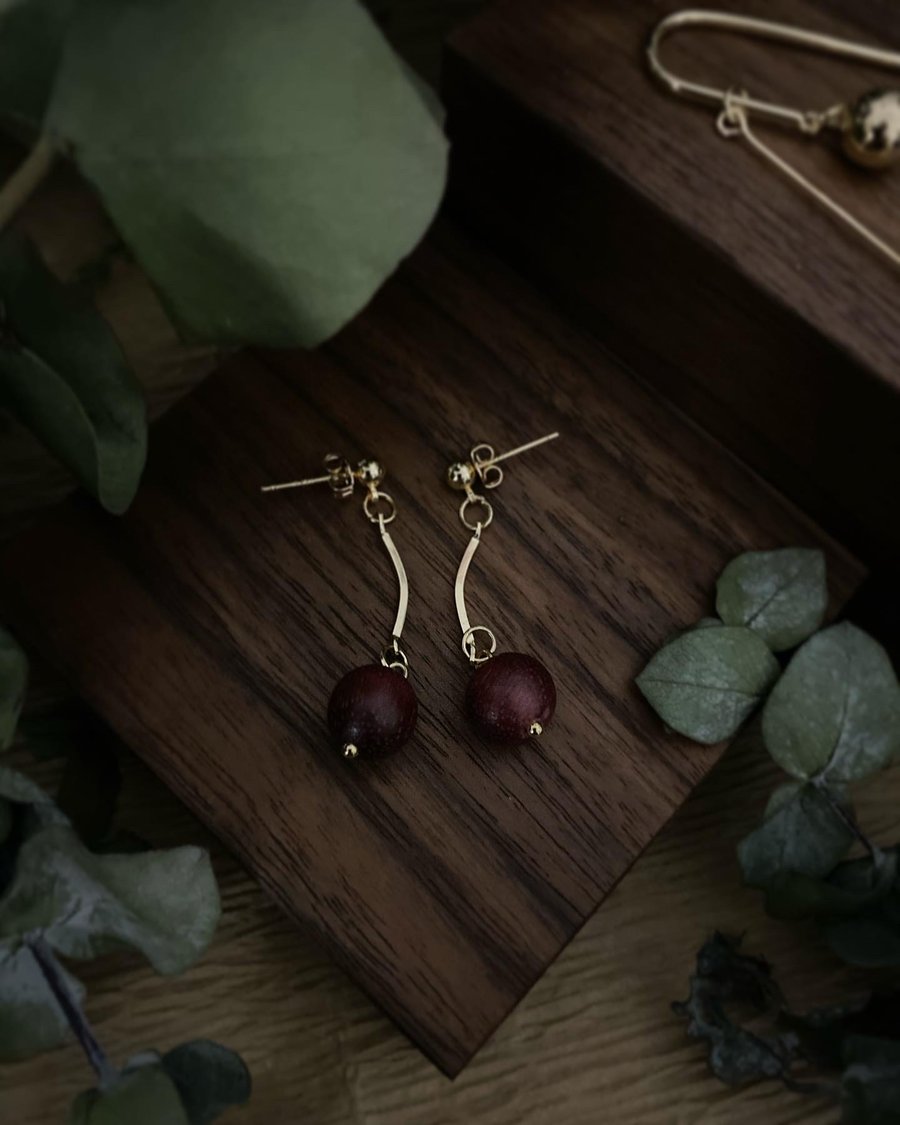 Purple Heart Wooden Earrings - Kiss
