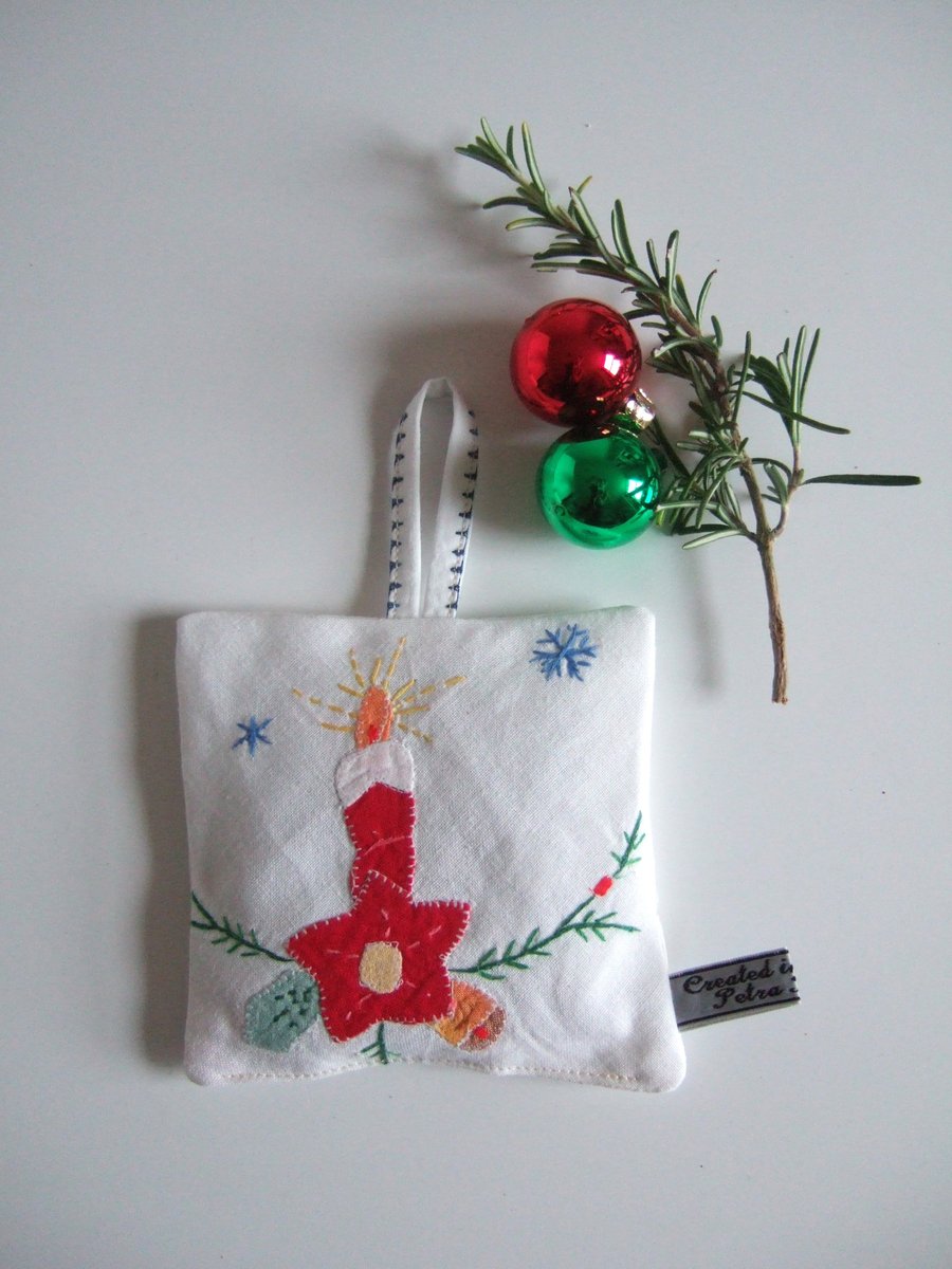 Lavender bag made from a vintage Christmas tablecloth with Yorkshire lavender