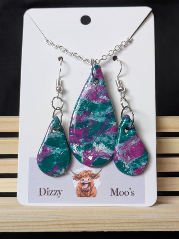 Teardrop necklace and earrings set. Green and purple marble effect.