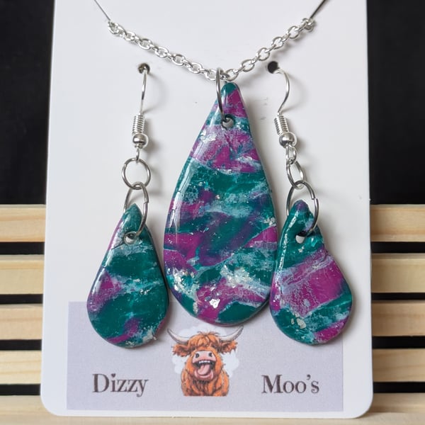 Teardrop necklace and earrings set. Green and purple marble effect.