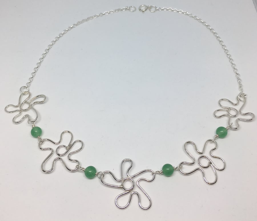 Jade flowers necklace
