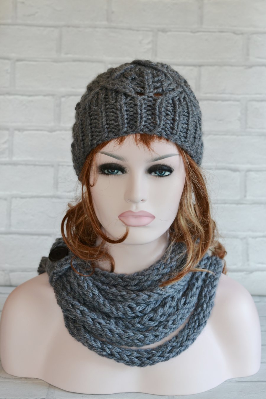 Scarf And Hat Grey Chunky Crocheted Infinity 