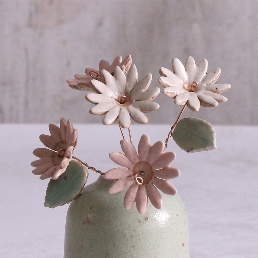 Large Pink and White Daisy Ceramic Flower Bouquet