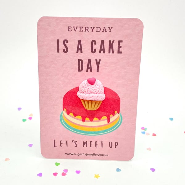 Pink Cupcake on a Cake Pocket Hug