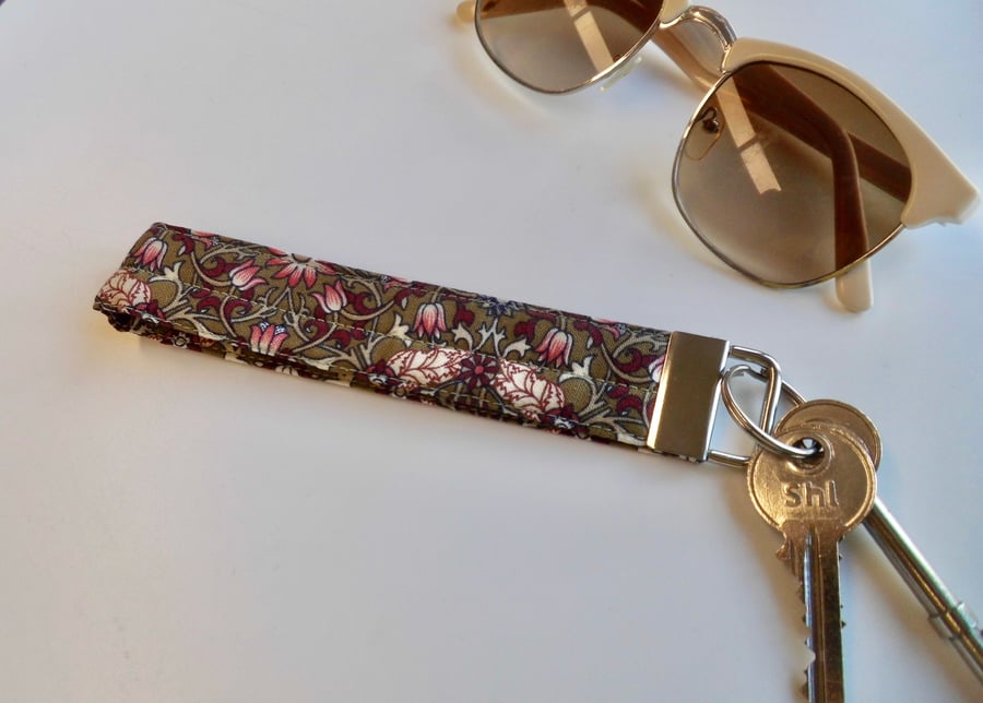 Key ring wrist strap in William Morris design fabric 