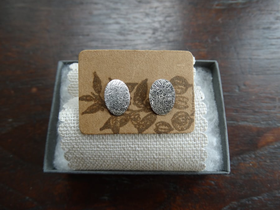 Frost pattern sterling silver oval stud earrings