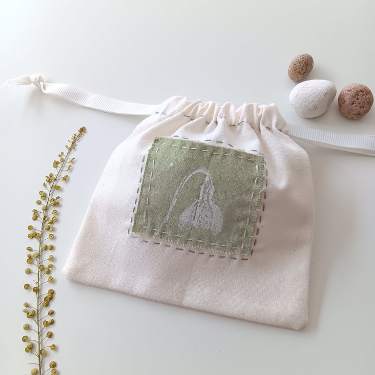 Small Drawstring Bag with Printed Snowdrop