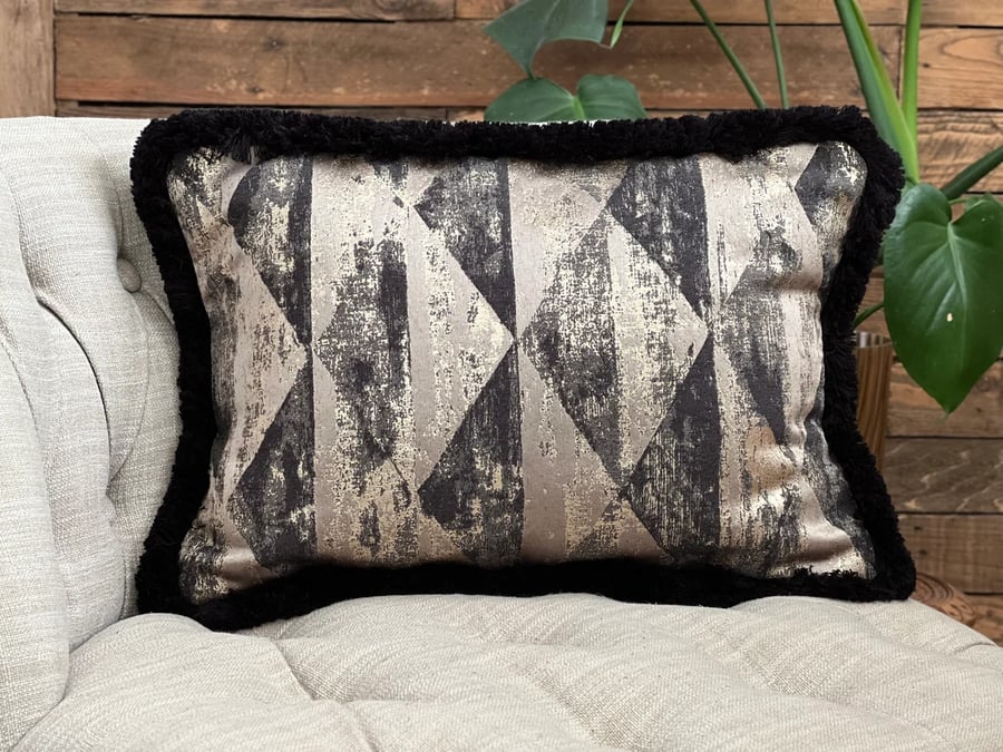Luxury Geometric Cushion Cover 