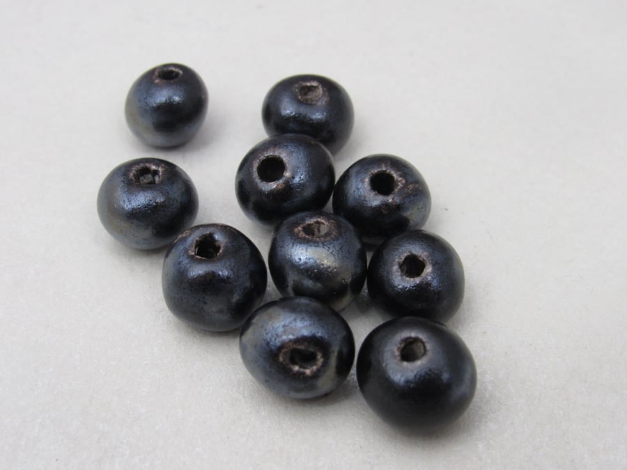 10 Small Obsidian Glazed Clay Beads