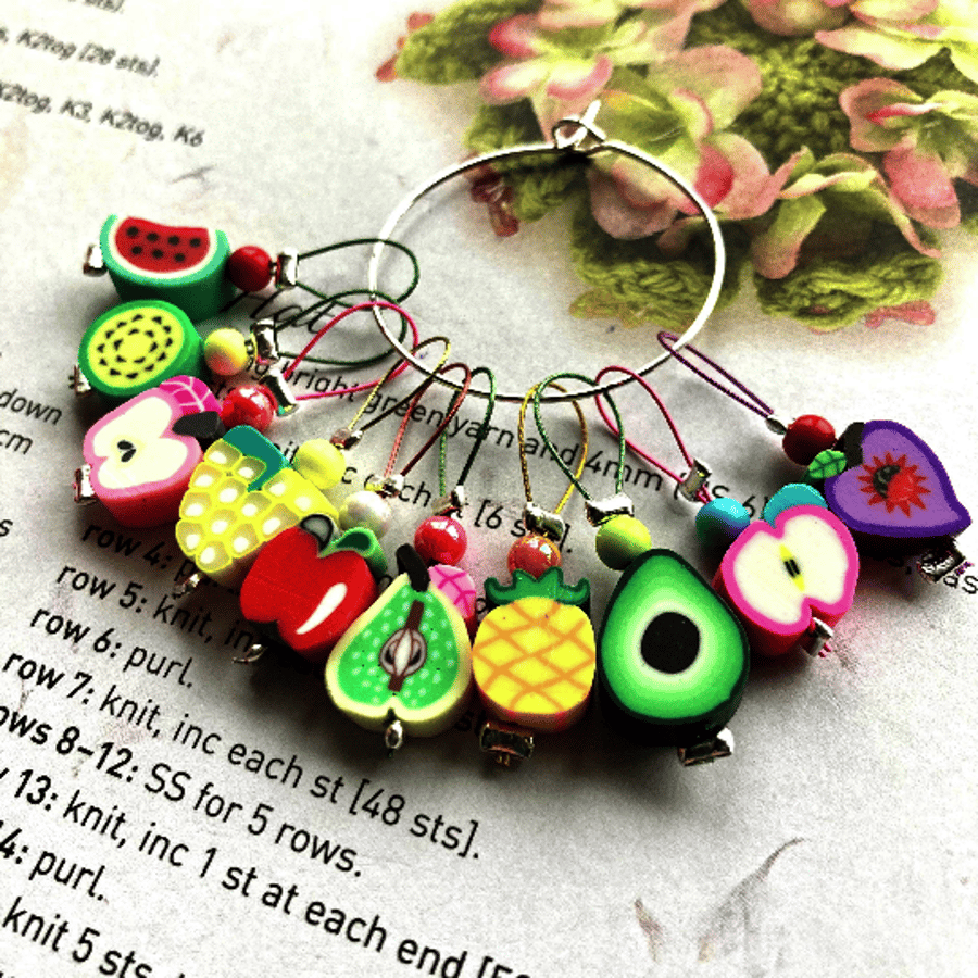 Loop stitch markers cute fruits set of 10