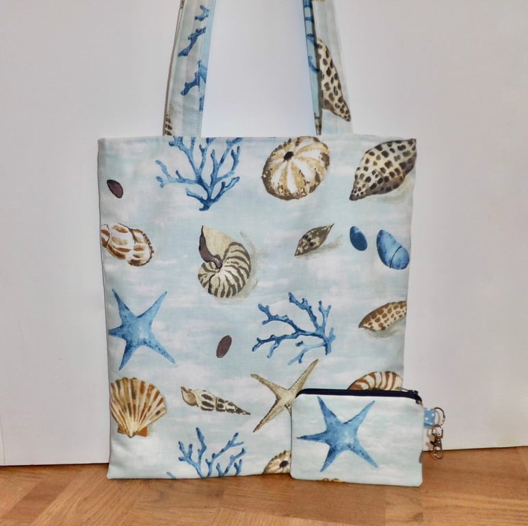Tote bag with clip-in coin purse matching set beachcomber seaside theme