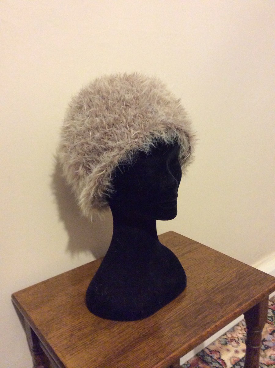 Faux fur knitted hat 