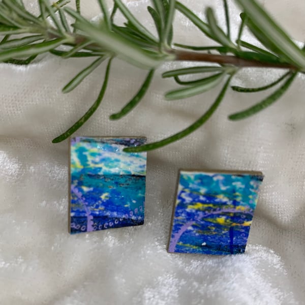 Stainless steel post earrings 