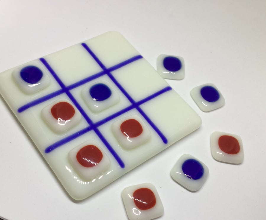 Fused Glass Noughts and Crosses Game 