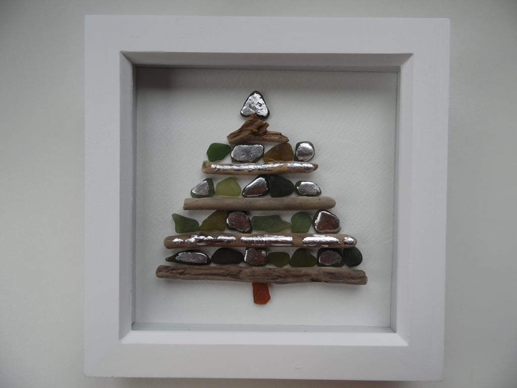 Christmas Tree Driftwood & Cornish Sea Glass, Silver Foil P233