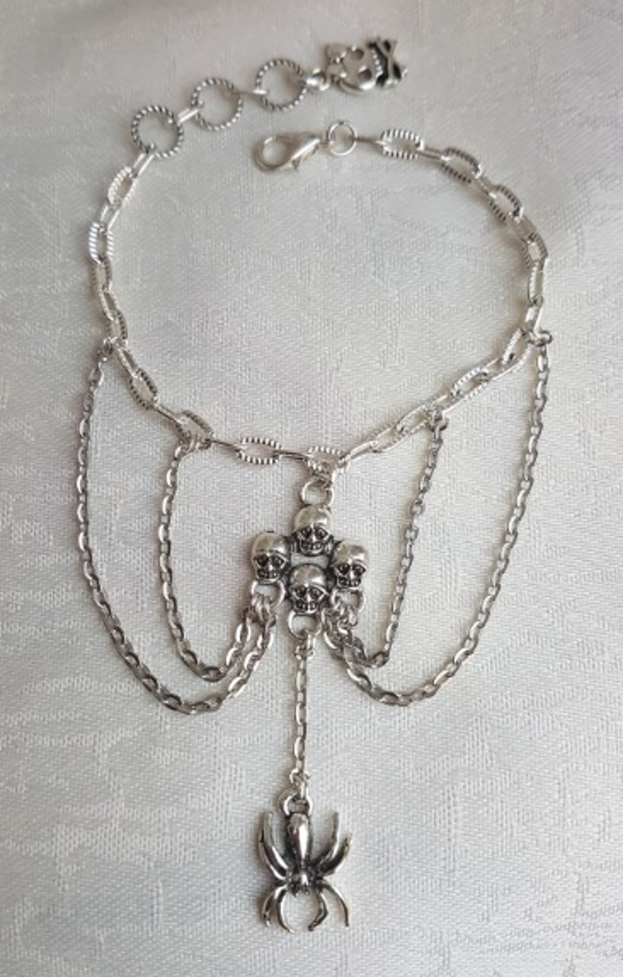 Spider Queen Chain Bracelet - Silver tone