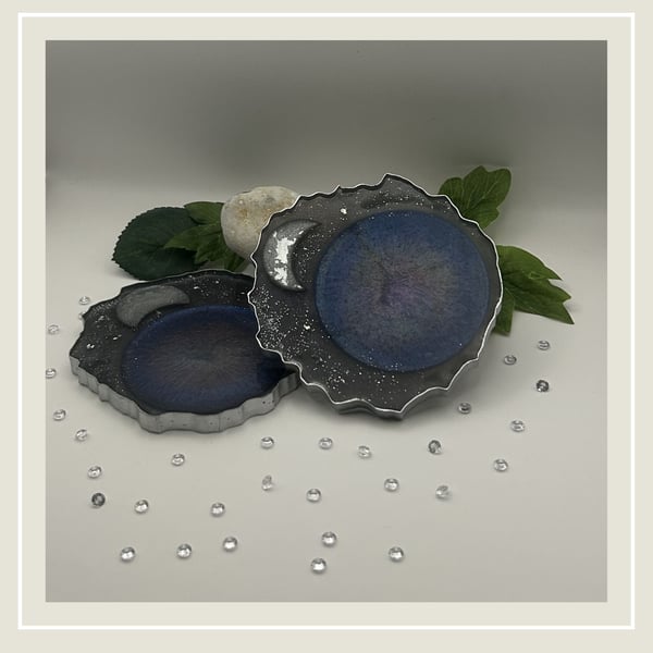Heavy Resin Geode Style Set of 2 Coasters - Moon and Planet Galaxy Theme