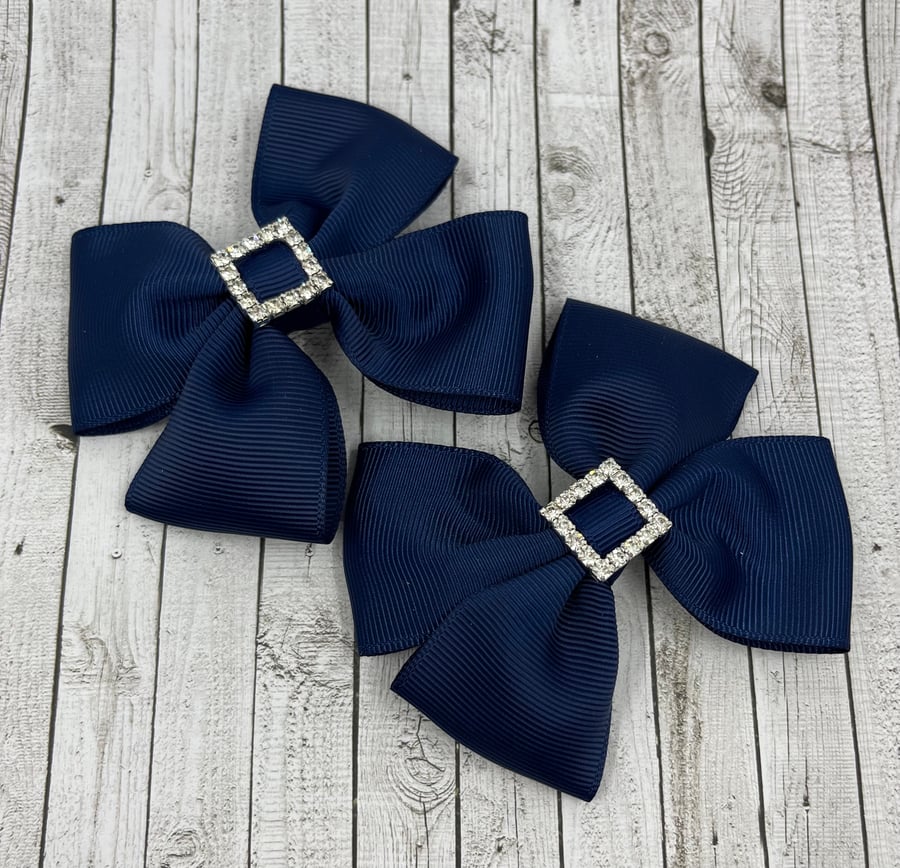 Navy Classic Double Bows with Square Diamond Buckle on Clips (pair)