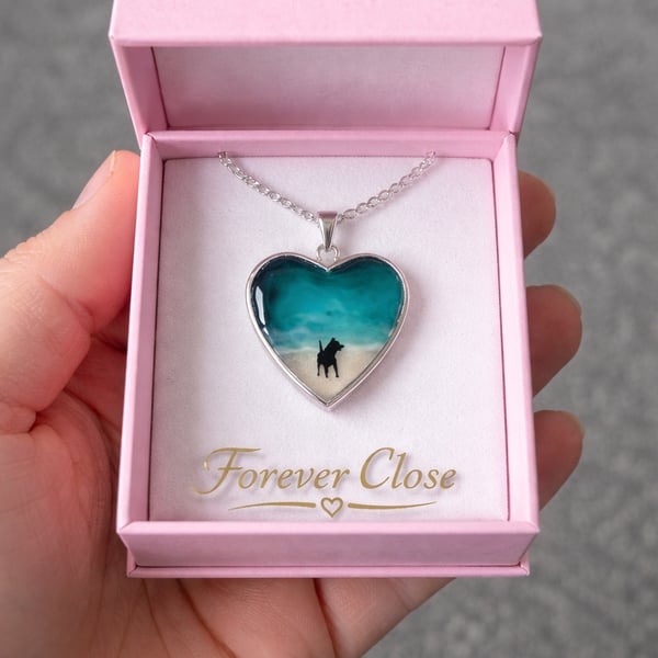 Memorial resin jewellery 