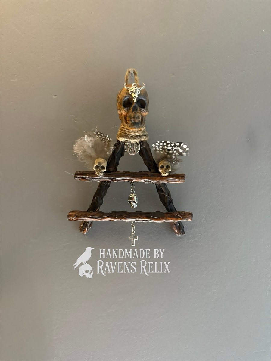 Witchy Skull Totem Dark Forest Ritual Voodoo Decor Gothic Wall Hanging with Char