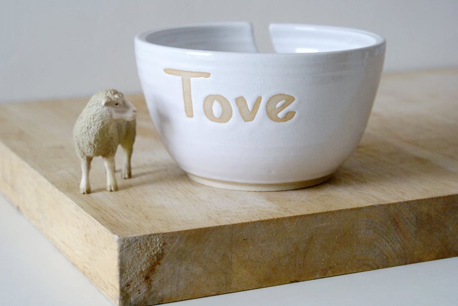 Made to Order - Stoneware little star yarn bowl with your own message