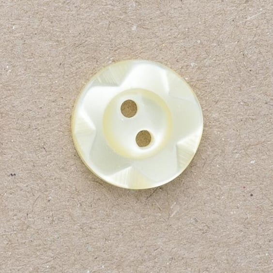 Yellow fruit gum 2 hole sewing buttons 14mm 