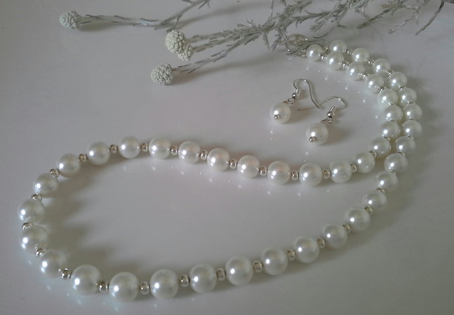 Ivory White Shell Pearl Gift Set Silver Plate