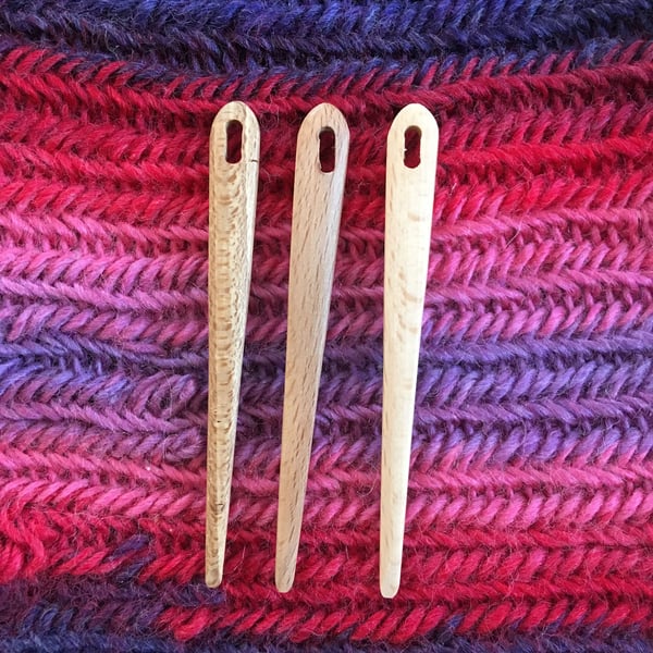 Wooden Nalbinding Needle 9 cm Large Eye needle binding