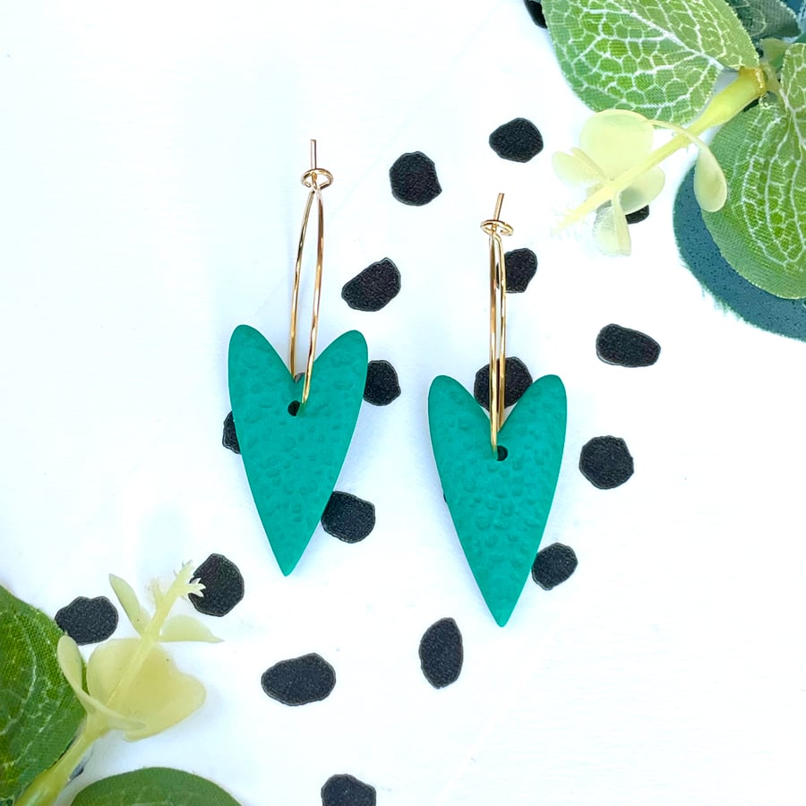 Green heart hoop earrings 
