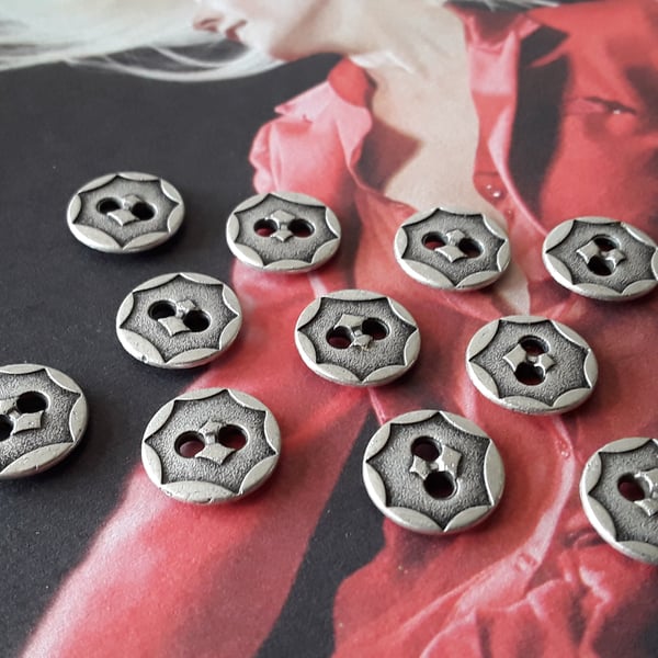 1 2" 12.5mm 20L Antique Silver designer Buttons
