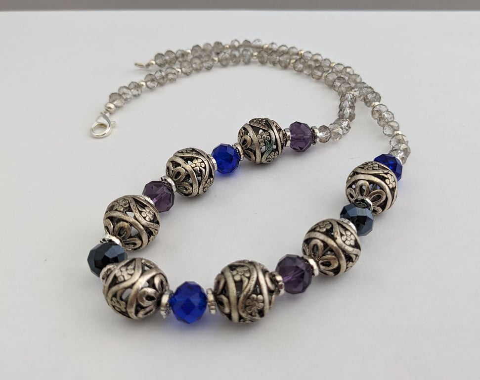 Blue and purple faceted glass bead necklace - 1002595