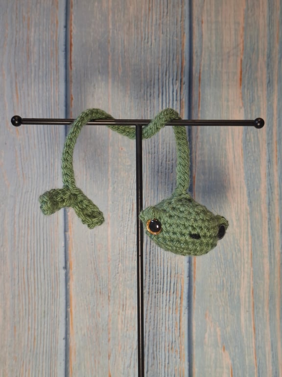 Froggo Friendo Crochet Bookmark