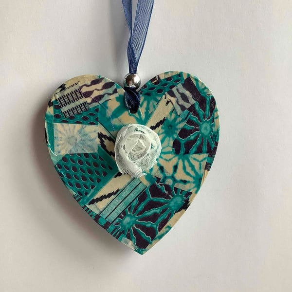 Blues mix decopatched wooden heart