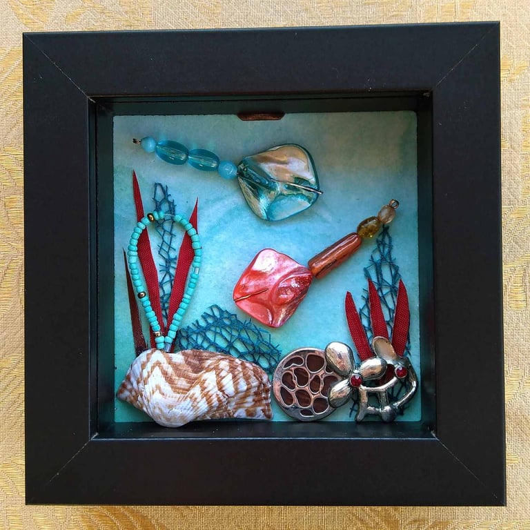 Tropical Rays Mini Beaded Box Frame Art