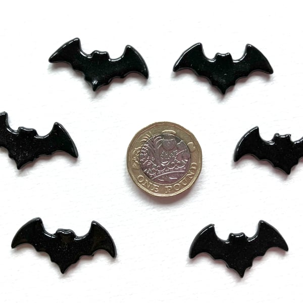 Pack of 6 larger bats made with Bullseye 90coe glass, halloween